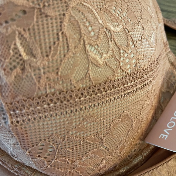 Third love lace plunge bra. Size 42F. NWT. Perfect condition. - Picture 3 of 4